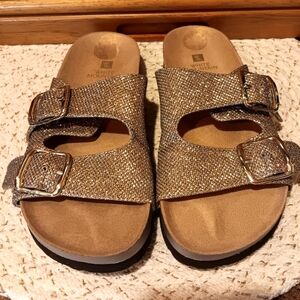 New White Mountain Lt Gold Sparkle Hollis Slip On Sandals Size 6M